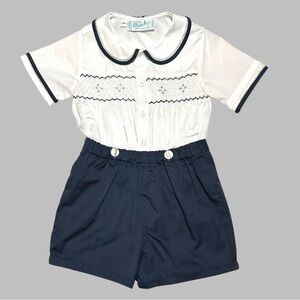 NWOT Feltman Brothers Navy & White smocked heirloom button on romper 18mo